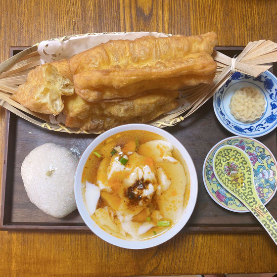 ふっくらサクサク定番の中華揚げパン（油条）朝食セット