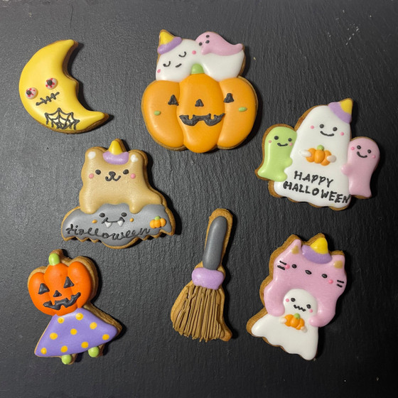 初心者歓迎！基本の技法でかわいくハロウィンアイシングクッキーレッスン