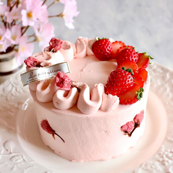 手作りケーキレッスン＜４月桜といちごのケーキ＞