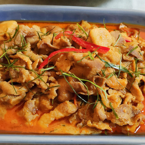 豚肉のパネーンカレー（パネーンムー）