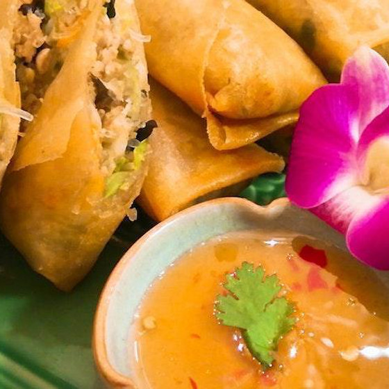 タイ風揚げ春巻き