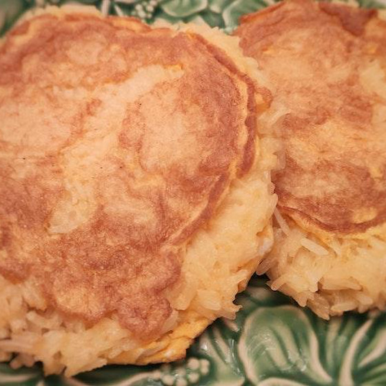 もち米の卵焼きおにぎり