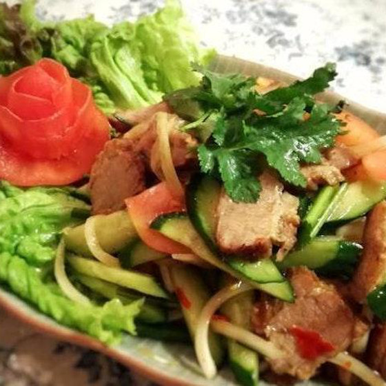 焼豚のスパイシーサラダ