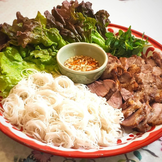 レモングラス風味焼豚ビーフン