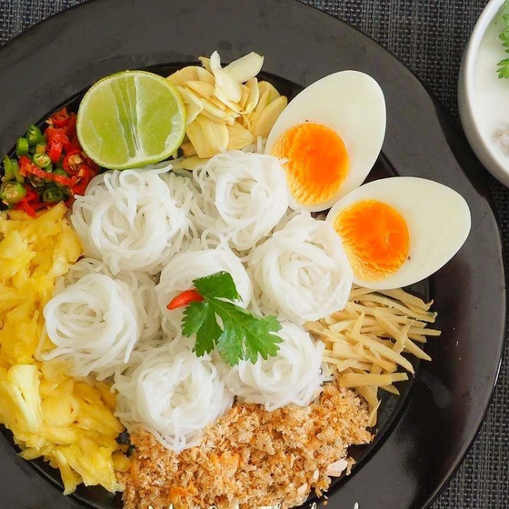 パイナップルとココナッツミルクかけそうめん