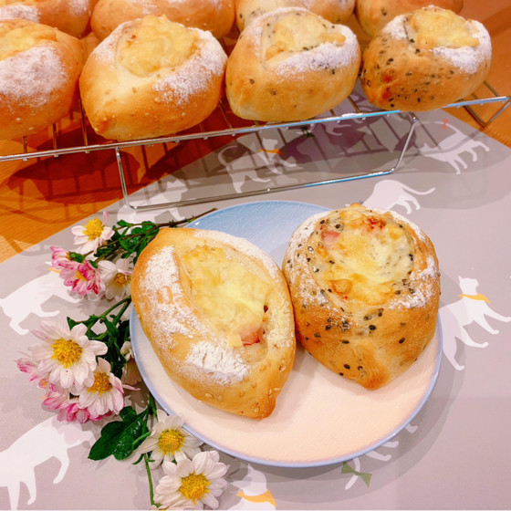 初めての方でも楽しく簡単に作れる、白ごま&黒ごまのクッペ
