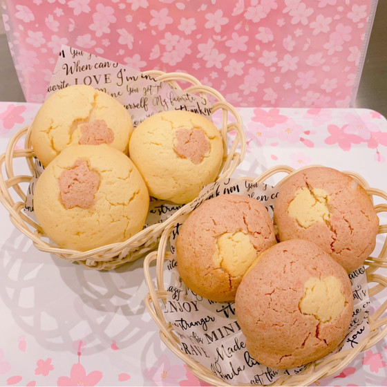さくら咲くメロンパン