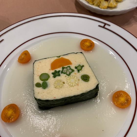 フランス料理基礎クラス、魚介のテリーヌ