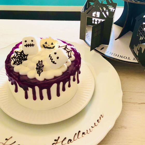 ハロウィンのドリップケーキ