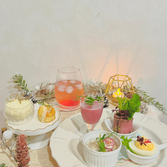 クリスマス　フィンガーフード6種　モクテル1種　飲み物2種