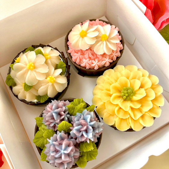 あんこのお花　華やかふわふわカップケーキレッスン