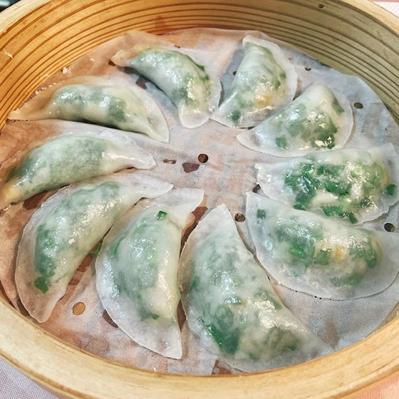 透ける生地で～ニラ餃子を作ろう！