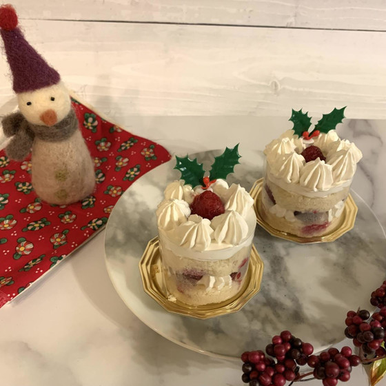米粉のスポンジケーキ&いちごの豆乳ホイップクリームケーキ
