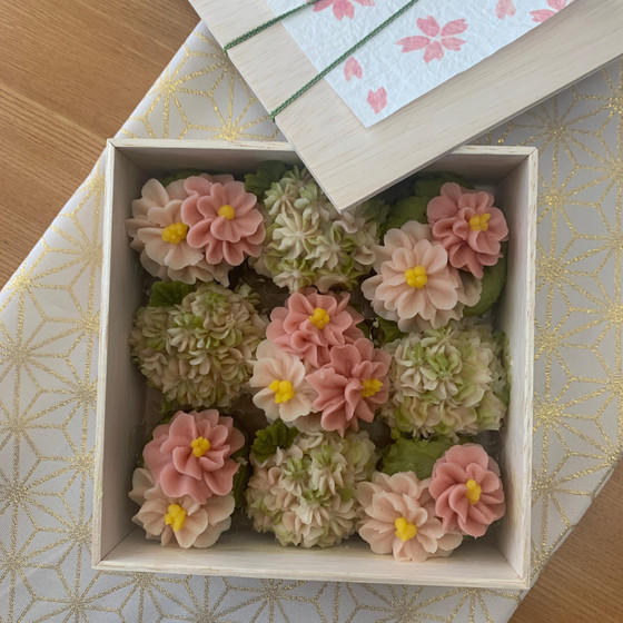 お花の一口おはぎ春色BOX