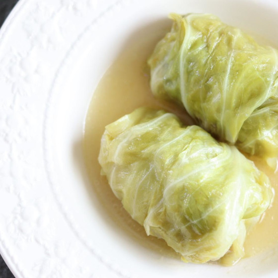 無水ロールキャベツ
（スープは野菜の水分です）