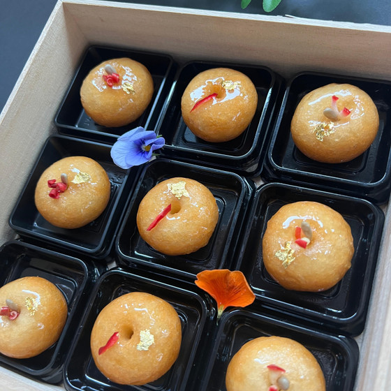 開城チュアク（蜂蜜の甘ーい味の揚げ餅）