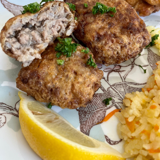 (トルコ料理) キョフテ(肉団子)&モザイック・パスタ