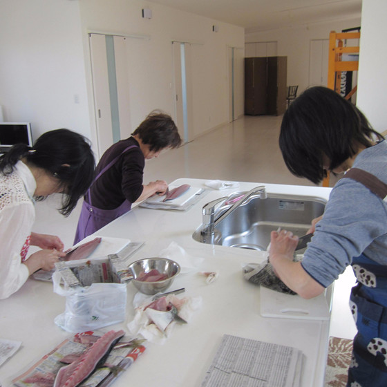 魚のさばき方教室　coco cookingschool