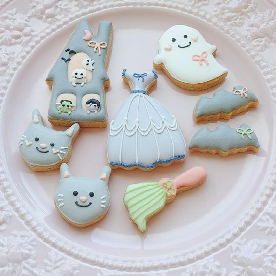 Happy jewelry cookies