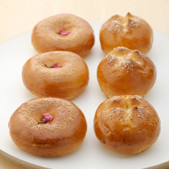 「あんぱん＆チーズパン」「ブレッチェン＆チーズウインナー」