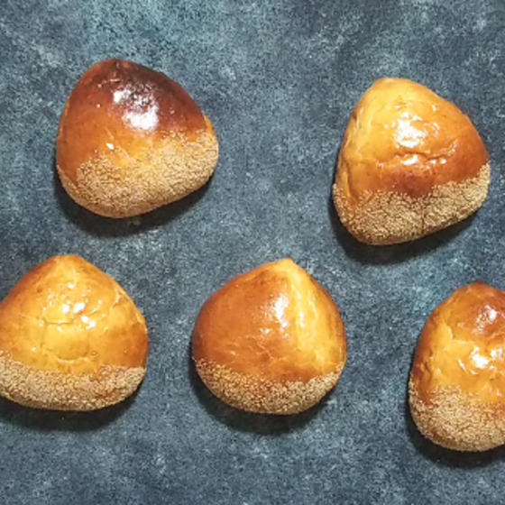 幸せもたらす秋の味覚　大人の栗あんぱん