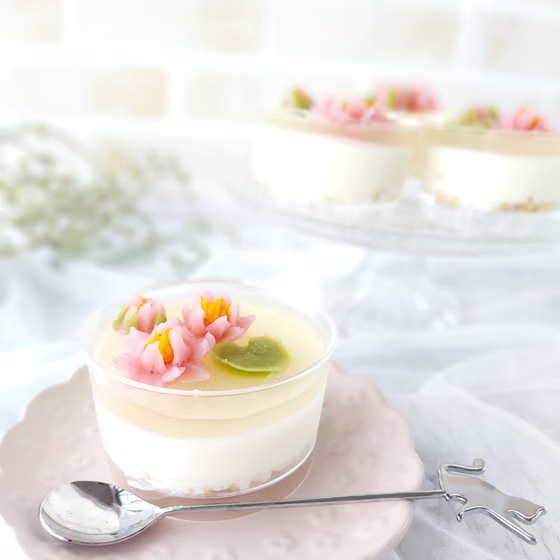 桃のレアチーズケーキ&睡蓮絞り