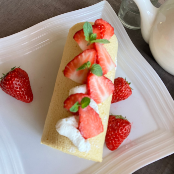 米粉シフォンロールケーキ