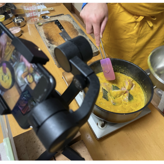 バラッツのオンラインつきいちスパイスカレー教室