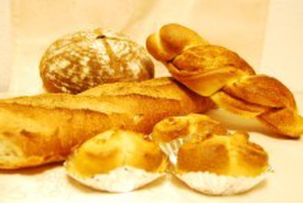 国産小麦を使用。
お家で再現できるがモットーです
