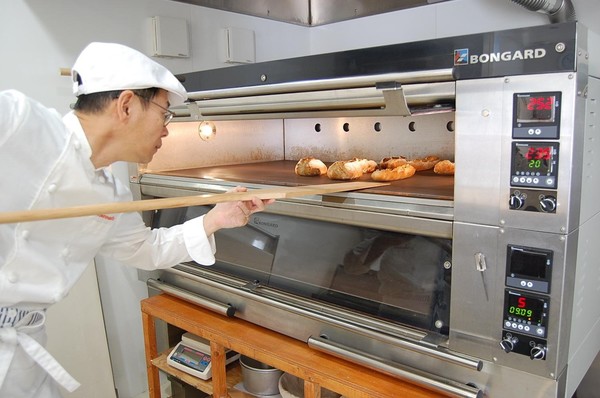 プロ用窯で焼きますよ～