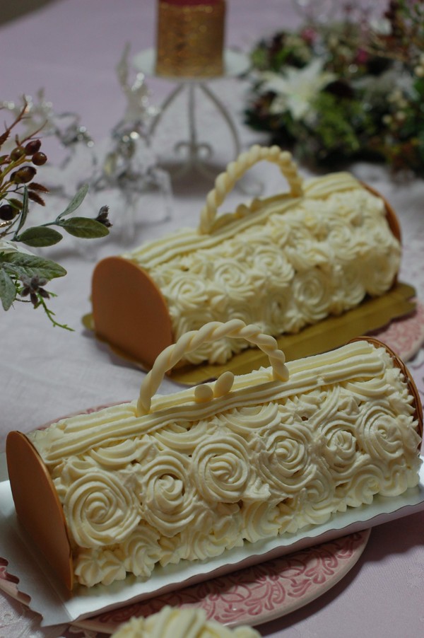 バッグのケーキ2018クリスマスケーキ