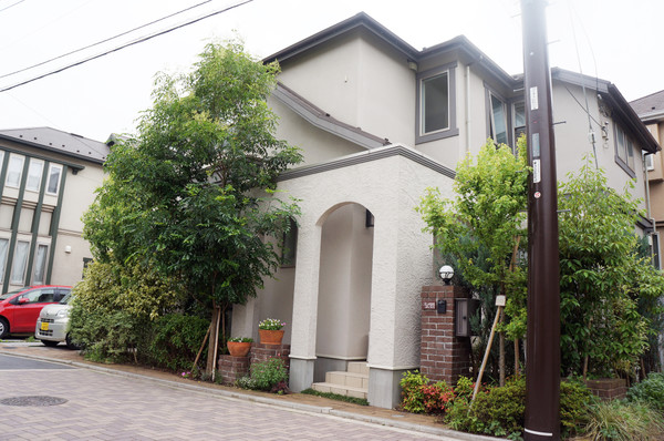 中央線東小金井徒歩５分・閑静な住宅街に建つ一軒家が教室です。