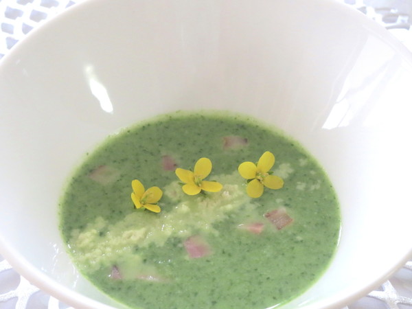 ビタミンＣたっぷり旬を味わう「菜の花のポタージュ」