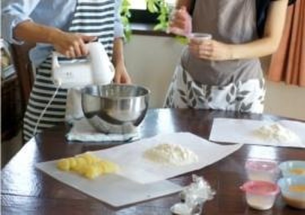 皆さんと和気あいあいと実習していきます。