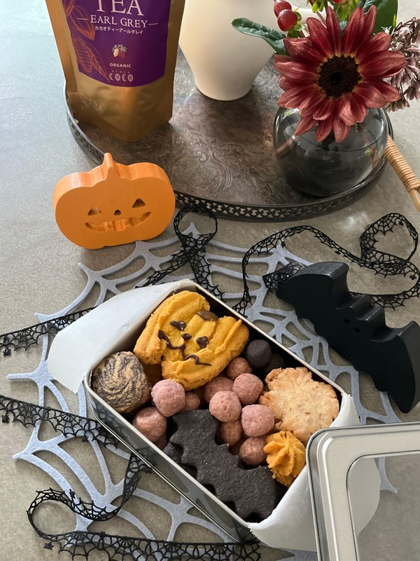 25-10 tu.du.ku. 米粉のハロウィンクッキー缶