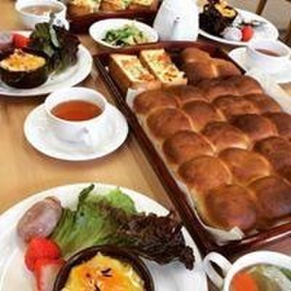 パンパーティには爆弾ちぎりパン。