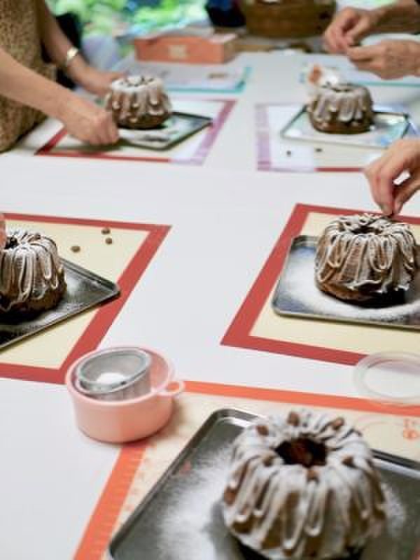 カプチーノマーブルケーキ制作中
「パン＆お菓子レッスン」