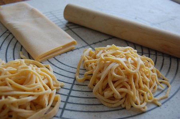 年数回の「手打ちシリーズ」手打ちパスタに挑戦！