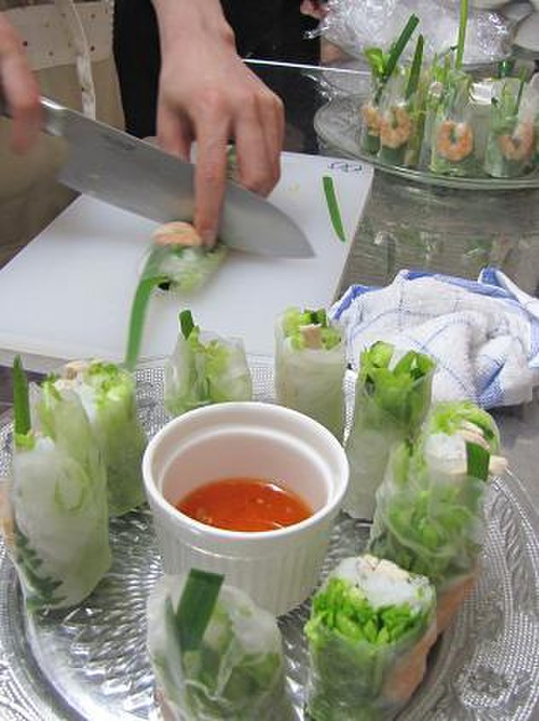 5月の教室「アジアンカフェ」では、生春巻きを作りました。