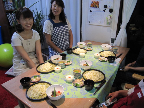 打ち立てのうどんはこしがあり美味しい
