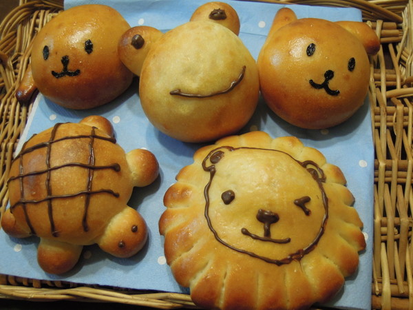 親子米粉パン作り教室で動物パンのレッスンをしました♪