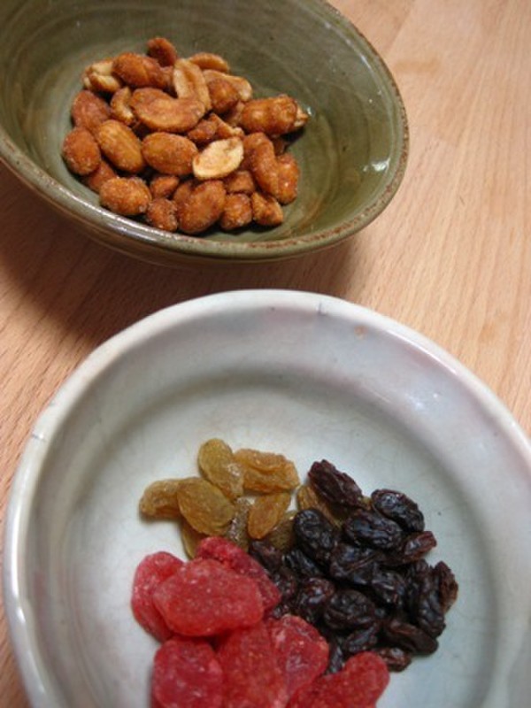 お茶菓子を食べながらのレッスンです。