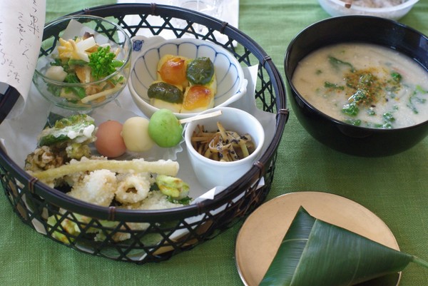 「お花見籠もり」
