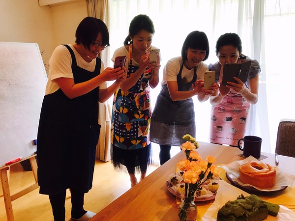 試食のときには恒例の写真撮影タイム～！