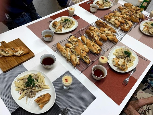 白神こだま酵母クラス　(オリーブ＆オニオン他)