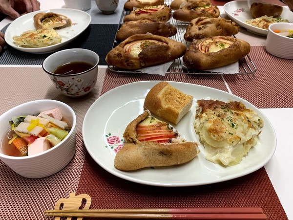 白神こだま酵母クラス　(りんごとﾁｰｽﾞのﾗｲﾌﾞﾚｯﾄﾞ）