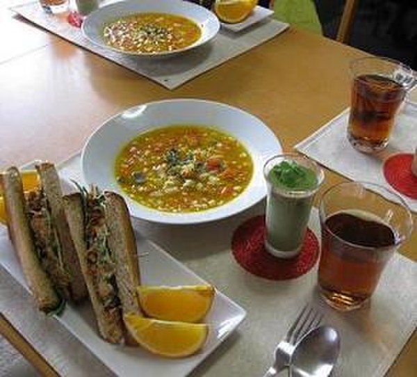 きんぴらサンド・かぼちゃのスープ・抹茶のムース