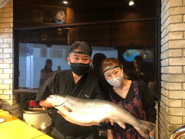 お寿司屋さんとおさかなお料理教室も開催しております