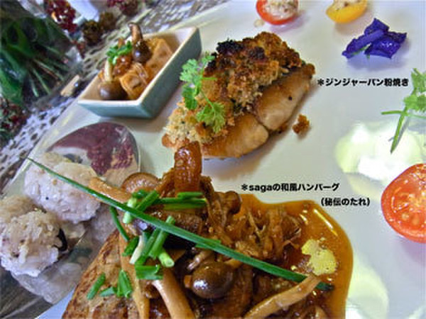 以前カフェでだしていた、人気のハンバーグです。本格的な味です