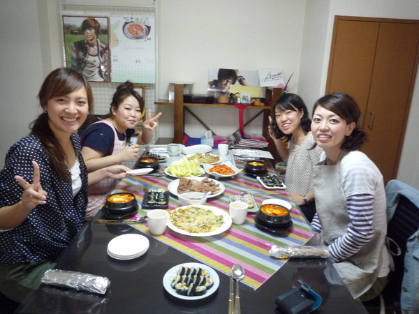 ２週に続いて仲良しの女社員同士の教室でした。